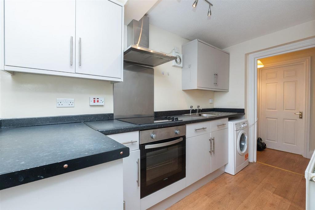 Flat-4-9-11-Kingsdown Parade-BS6-5 UE-5.jpg