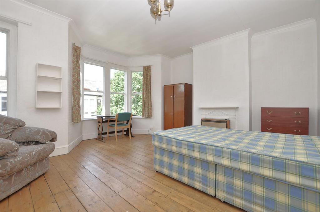 BPC02358, Sefton Park Road 5 bed terraced house to rent £3,750 pcm (£