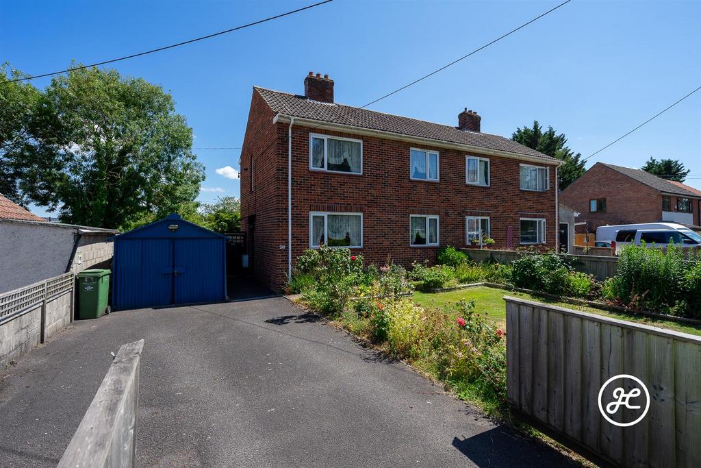 Taunton Road, Bridgwater 3 bed semidetached house for sale £225,000
