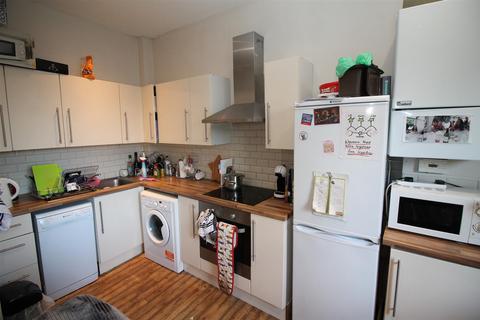 3 bedroom flat to rent - BPC01585, Cotham Brow, Cotham, BS6