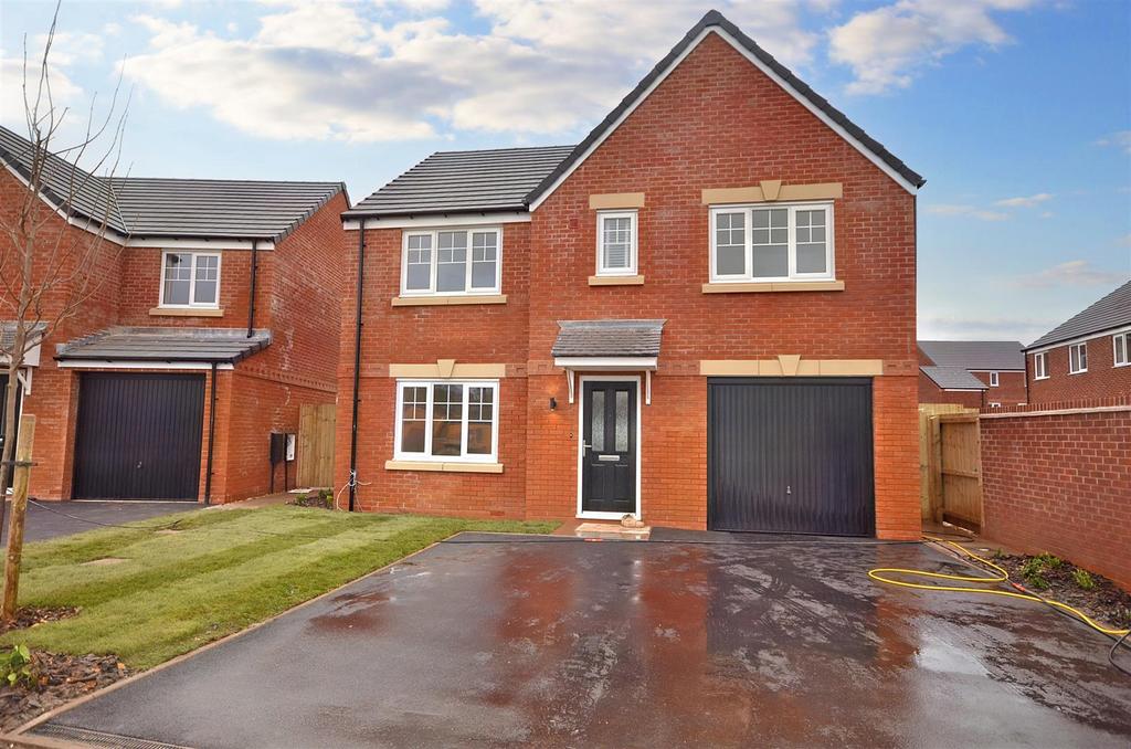 Tutor Grove, Udall Grange Stone 5 bed detached house to rent £1,825