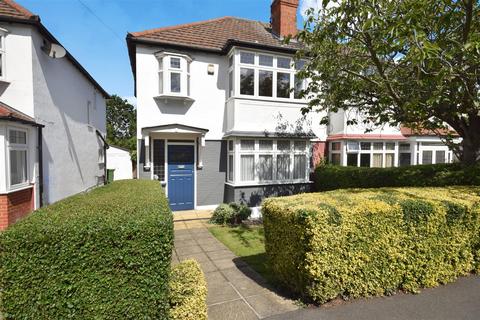 6 Abbotts Drive, Wembley, HA0 3SD