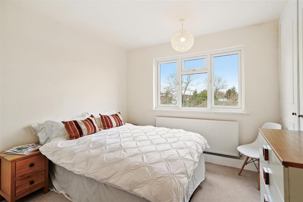 6 Abbotts Drive - CLHm JL7k Pr A9ydp O6z Gw.jpg