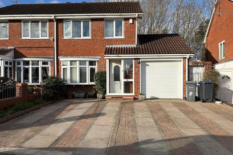 3 bedroom house for sale - Stanmore Grove, Halesowen