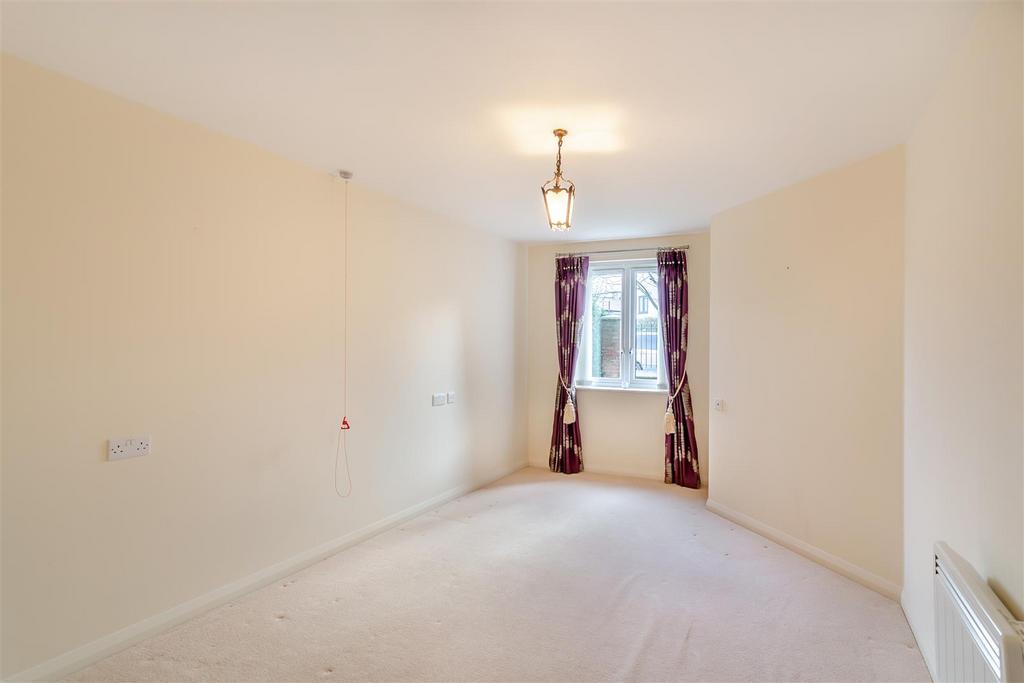 8579071-interior01.jpg
