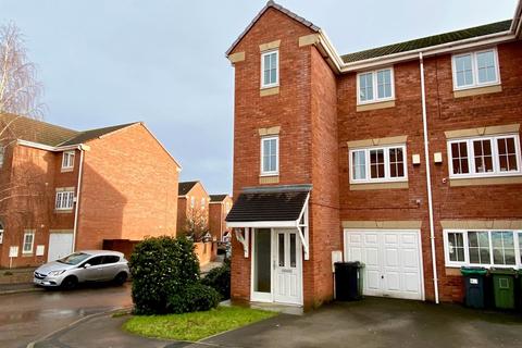 4 bedroom townhouse for sale, Spring Place Court, Mirfield