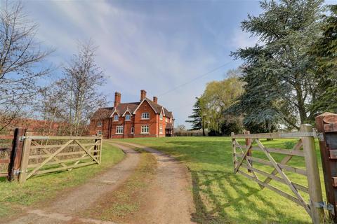 5 bedroom farm house to rent - Spernal Lane, Near Studley