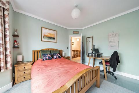 96 Albert Road, London, SE25 4JW