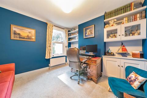 96 Albert Road, London, SE25 4JW