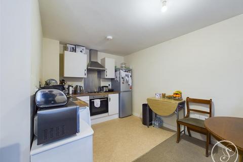 2 bedroom flat for sale, James Court, Hemsworth, Pontefract