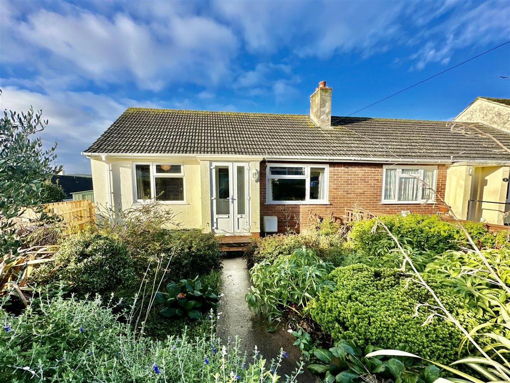 Peaseditch, St Mary's, Brixham 1 bed terraced bungalow for sale £195,000