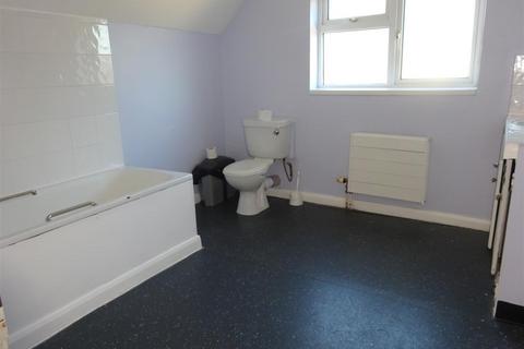 12 Hardy Road, Greatstone, New Romney, TN28 8SF