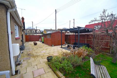 22 Canewdon View Road, Rochford, SS4 3DT
