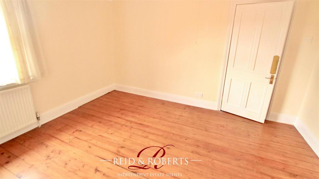 Ruthin Road, Mold 4 bed semidetached house for sale £295,000