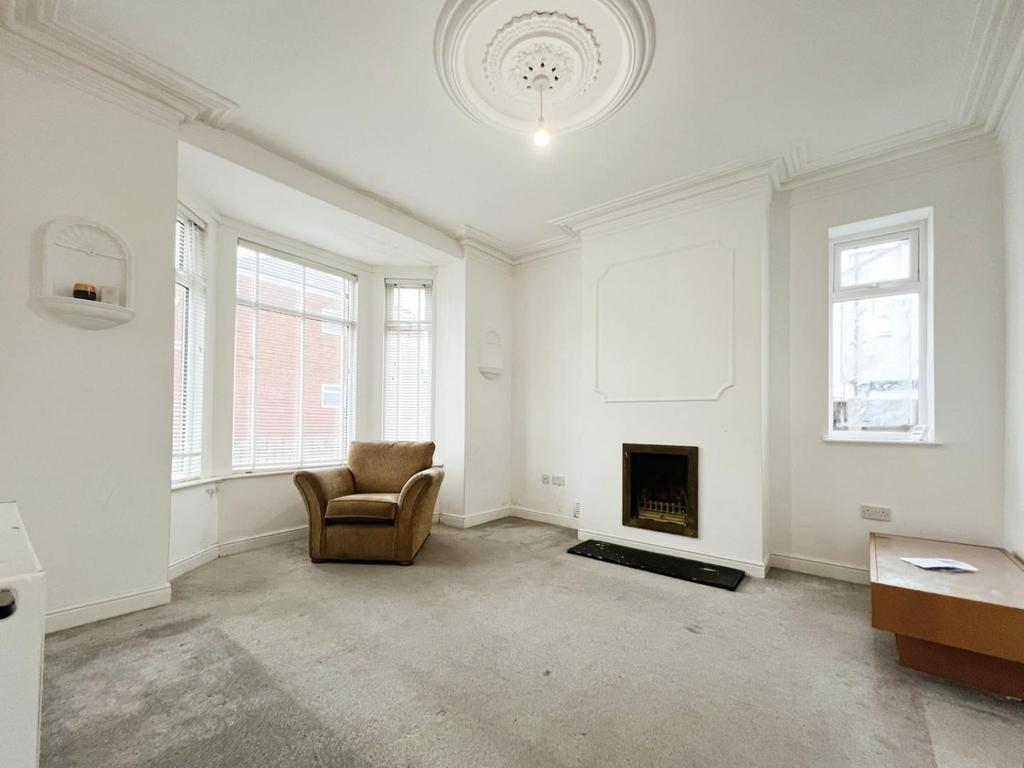 Henrietta Street, Leigh 3 bed end of terrace house for sale £180,000