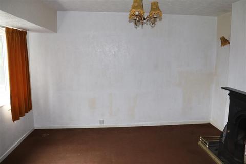 1 King George Crescent, Walsall, WS4 1EF