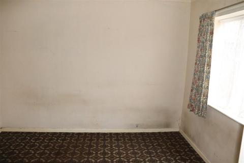 1 King George Crescent, Walsall, WS4 1EF