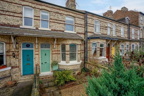 2 bedroom terraced house for sale - York Road, Acomb, York