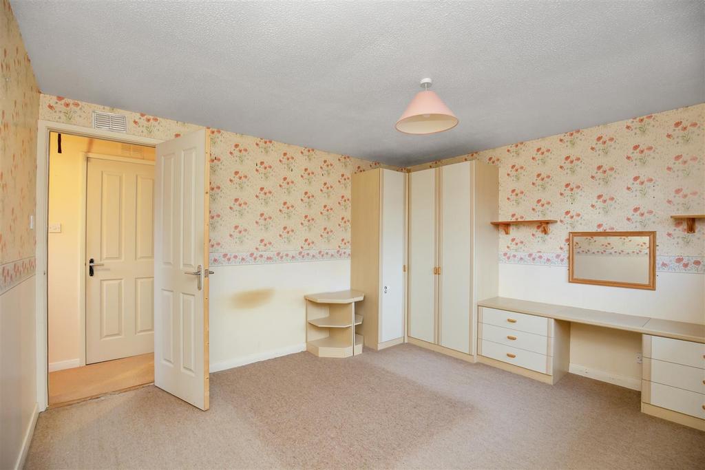 53 Arkaig Drive 12.jpg