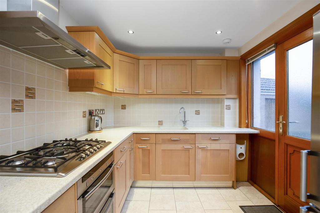 53 Arkaig Drive 8.jpg