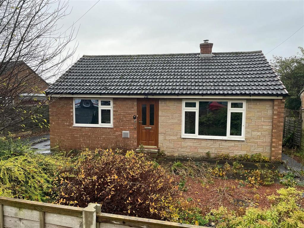 Leeming Lane, Leeming Bar, Northallerton 2 bed detached bungalow £210,000