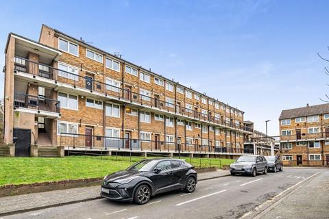 76 Knee Hill Crescent, London, SE2 0YP