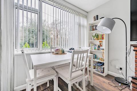 76 Knee Hill Crescent, London, SE2 0YP