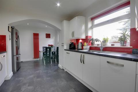8 The Paddocks, Kirk Ella, Hull, HU10 7PF