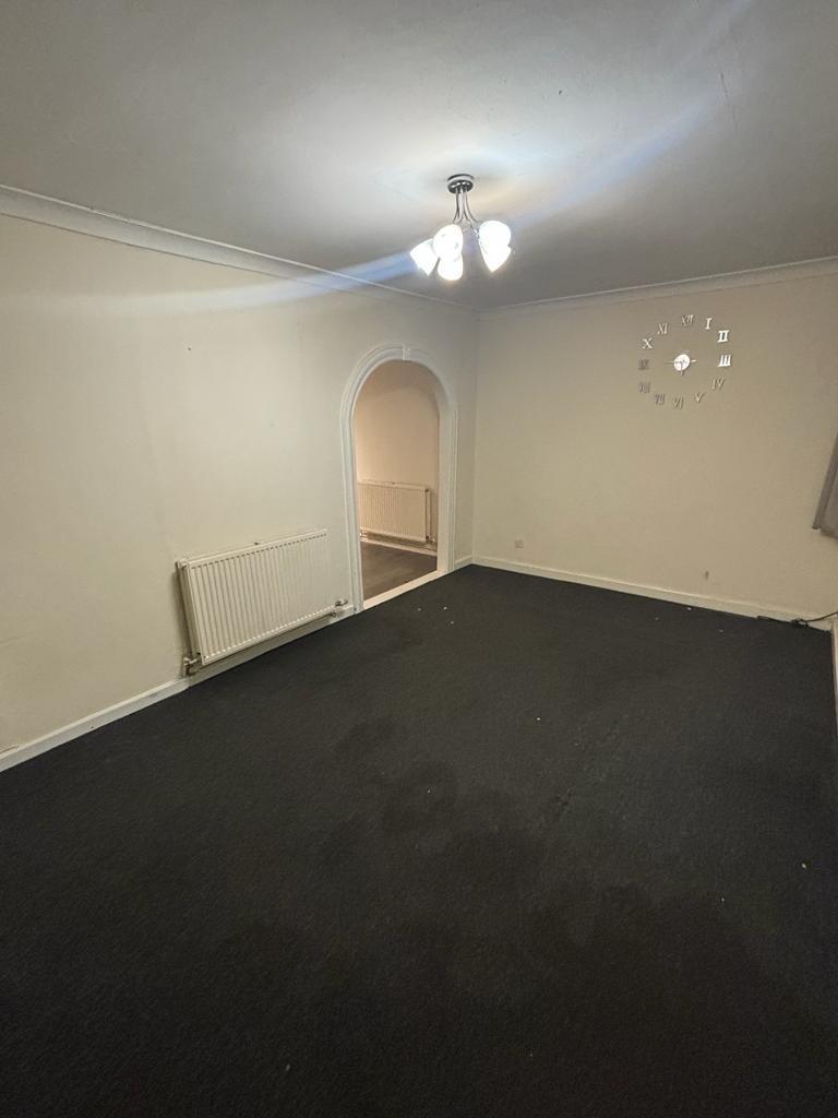 Harlech Close, Bransholme, Hull 3 bed house to rent £650 pcm (£150 pw)