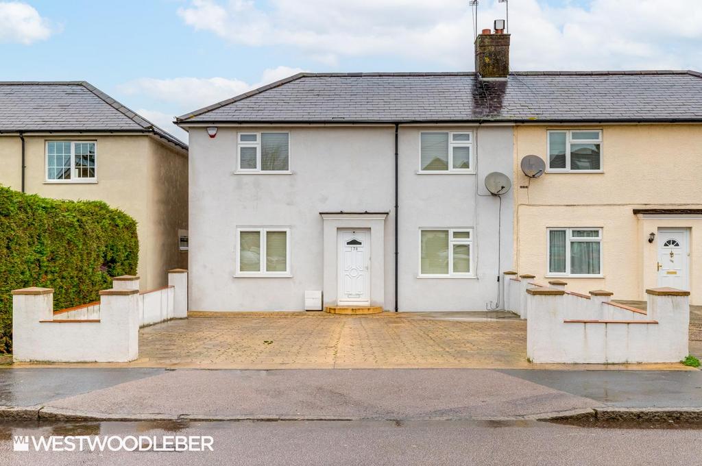 Rye Road, Hoddesdon EN11 3 bed semidetached house for sale £499,995