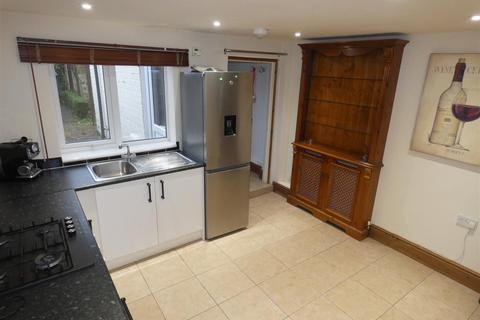 2 bedroom end of terrace house for sale, Pinfold, South Cave