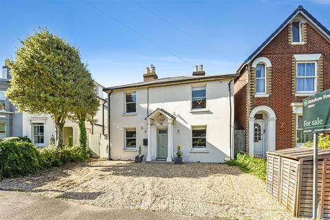 4 bedroom detached house for sale, Winchester Road, Romsey Town Centre, Hampshire