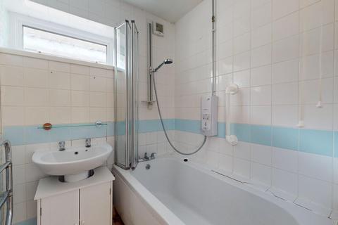 11 Worcester Close, Istead Rise, Gravesend, DA13 9LB