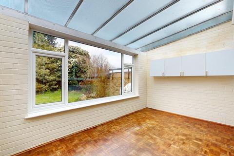 11 Worcester Close, Istead Rise, Gravesend, DA13 9LB