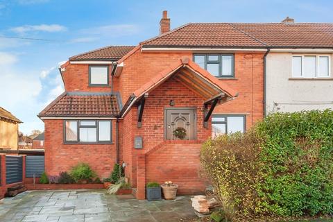 4 bedroom semi-detached house for sale, Westdale Drive, Pudsey