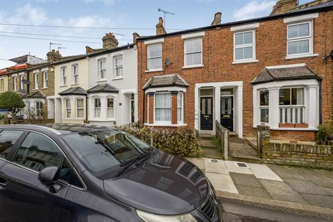 2 bedroom flat for sale, Castle Road, Isleworth