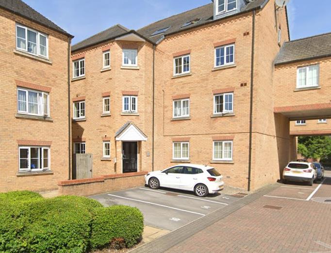 Pudsey 2 bed apartment £800 pcm (£185 pw)