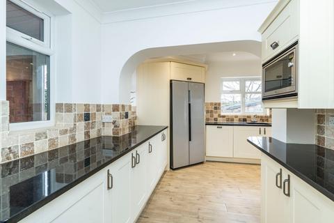 Florida, 16 Abbey Road, Swineshead, Boston, PE20 3EN