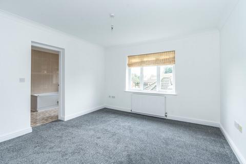 Florida, 16 Abbey Road, Swineshead, Boston, PE20 3EN
