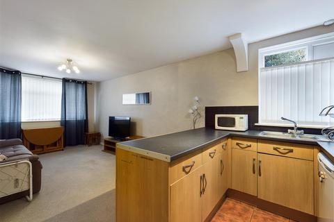 4, Sherwood Court, 4 Nottingham Road, South Croydon, CR2 6LN