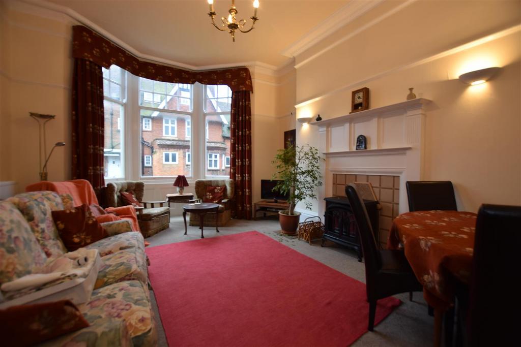 Granville Road, Scarborough 3 bed apartment £650 pcm (£150 pw)