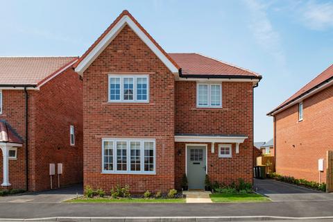 4 bedroom detached house for sale, Plot 123 at Kings Hill Park Rochford, Ashingdon Road SS4