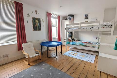 48 Killearn Road, London, SE6 1BT