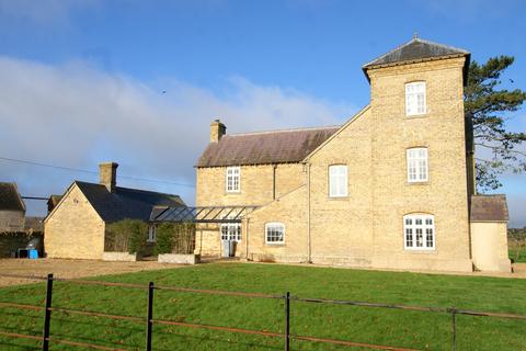 4 bedroom farm house to rent - Holwell Downs Farm Holwell Burford OX18 4JX