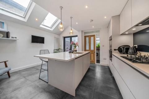 54 Bromley Road, Beckenham, BR3 5NP