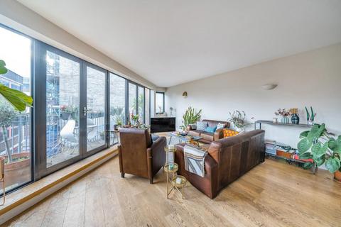 4 bedroom terraced house for sale, Copperfield Street, Southwark