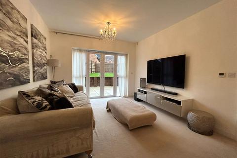 undefined, Meadowsweet Lane, Warfield, Berkshire, RG42