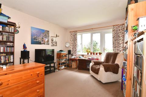 2 bedroom ground floor flat for sale, Warblers Close, Rochester, Kent
