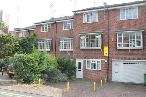 6 bedroom townhouse to rent, 32 Bluecoat Close, Nottingham, NG1 4DP