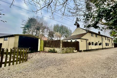 2 bedroom cottage for sale, Manor Lane, Bourne, PE10